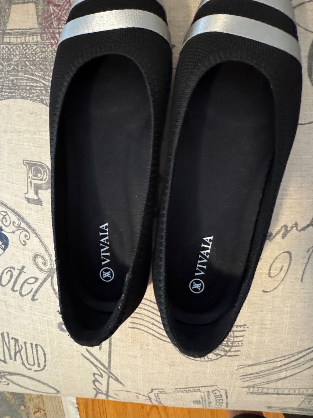 VIVAIA Tamia 2.0 Almond-toe Washable Black Slip-On Flats with Silver Stripes, 39 - Picture 4 of 11